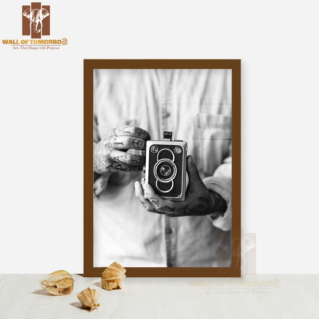 Retro Camera High Quality Glass Frame Wall Décor