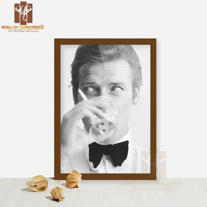 Roger Moore High Quality Glass Frame Wall Décor