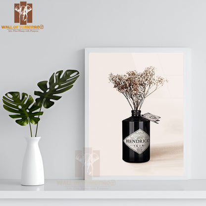 Dried Flowers Gin Bottle High Quality Glass Frame Wall Décor