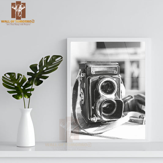 Vintage Camera B&W High Quality Glass Frame Wall Décor