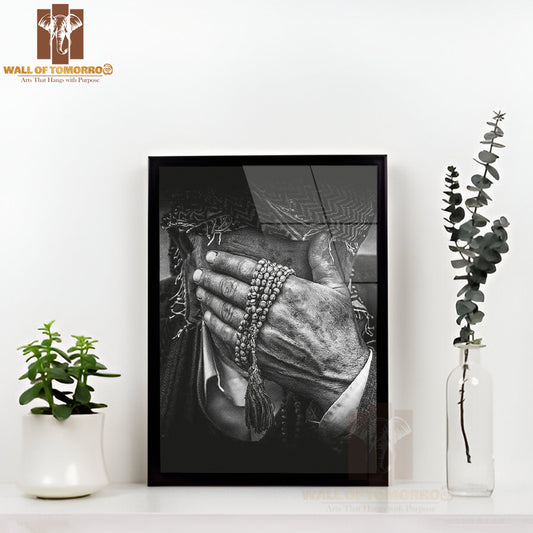 Kurd Portrait High Quality Glass Frame Wall Décor