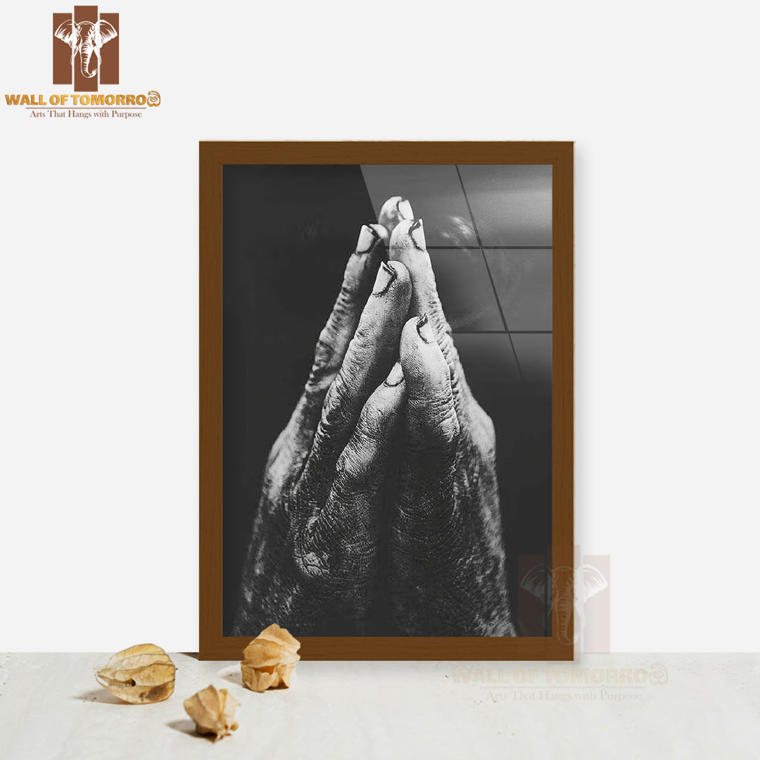 Rough Hands High Quality Glass Frame Wall Décor