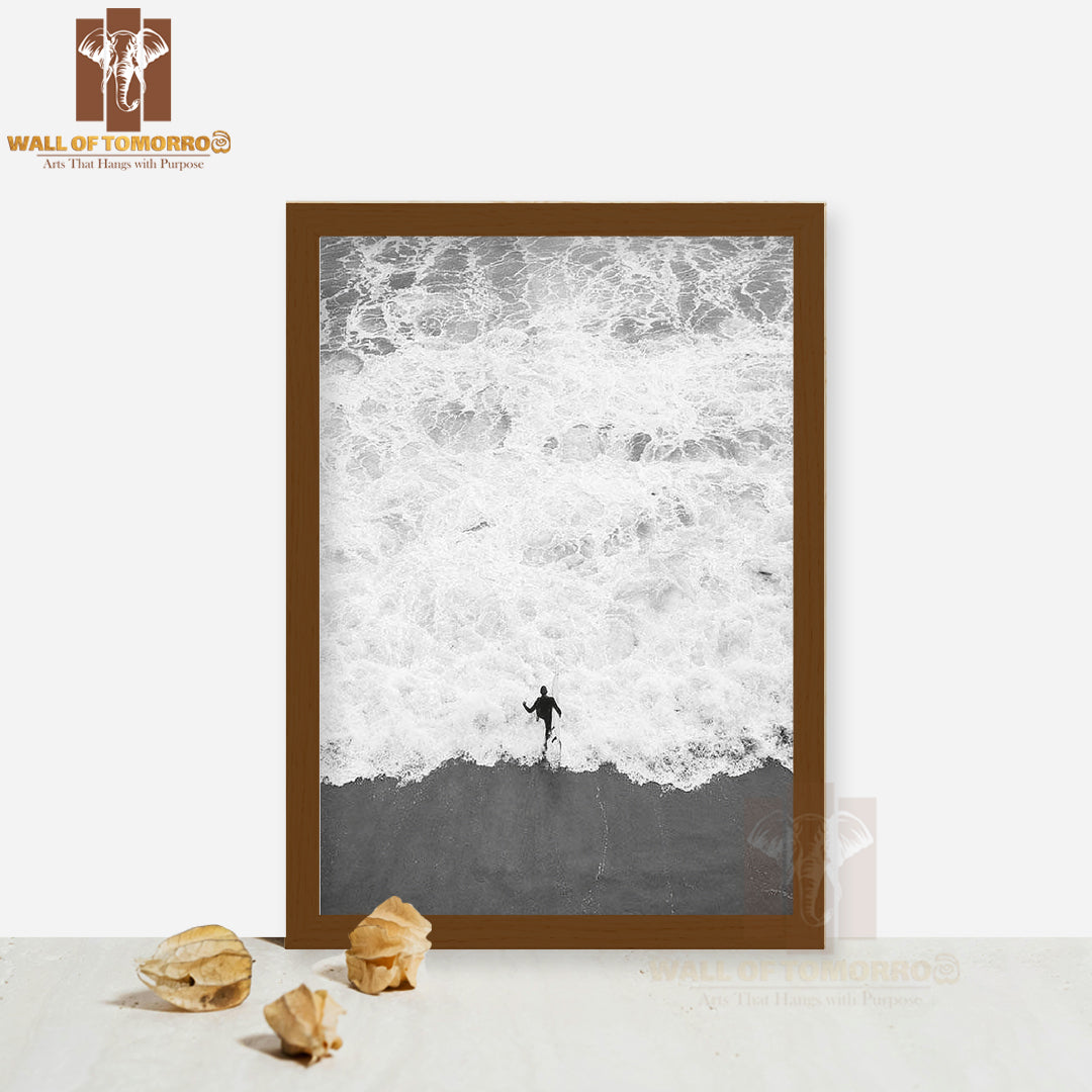 Running Into the Ocean B&W High Quality Glass Frame Wall Décor