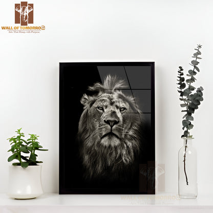 Black And White Lion Portrait on Black High Quality Glass Frame Wall Décor